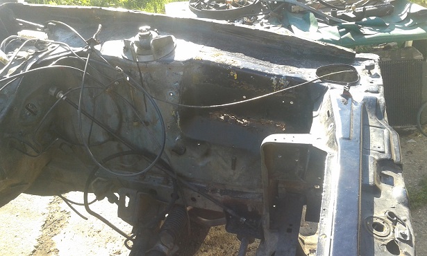 itt is egy kicsit kirohadt.jpg