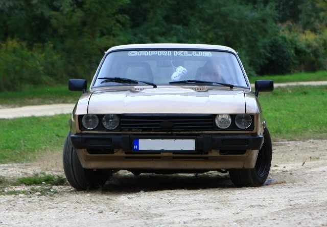 játék2.jpg (210.75 KiB) Viewed 5322 times tegnap levittem a "játszótérre"