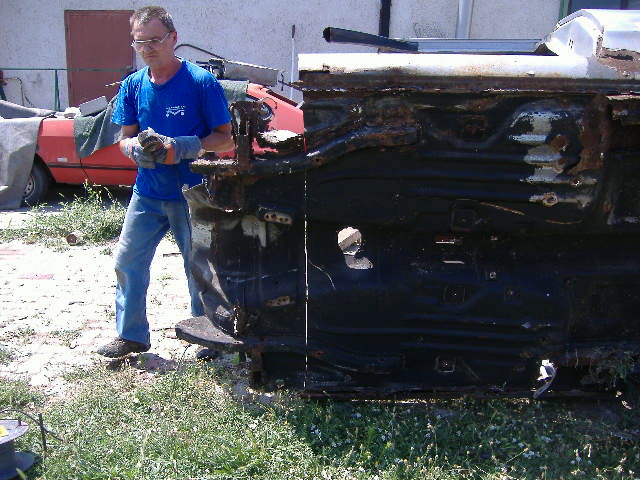 Rover Capri V8 009.jpg