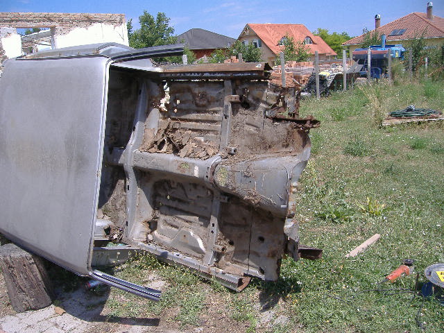 Rover Capri V8 011.jpg
