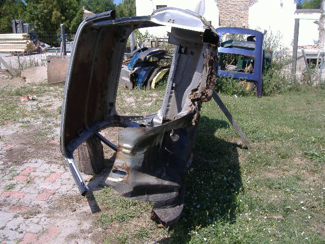 Rover Capri V8 012.jpg